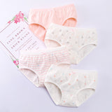 3-8 years old girls' underwear P baby middle-aged girl A class cotton student children's triangle shorts female