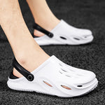 New Clogs Men Summer Shoes Sandals Men&#39;s Holes Sandals Hollow Breathable Flip Flops Shoes Fashion Light Wading Beach Slippers