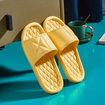 Summer Women Bathroom Slippers Men EVA Home Sandals Super Light Soft Beach Flip Flops Ladies Indoor Anti-Slip Slides Bath Shoes