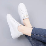 Little White Shoes for Women 2023 Autumn Rose Embroidery Thick Soled Leather Casual Student Board Shoes