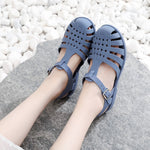 2022 New Flat Women Sandlas Hollow-carved Design Fashion Comfortable Outdoor Sports Beach Cool Slippers Soft Sole Shoes