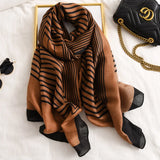 2023 New Plaid Cotton Pashmina Shawl Lady Wrap Warm Winter Scarves Autumn Design Print Female Foulard Beach Stoles Luxury Scarf