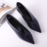 XGRAVITY Crocodile Pattern Designer Vintage Evening Shoes Ladies Fashion Pointed Toe V Cut Woman Shoes High Heel Pumps Sexy C076